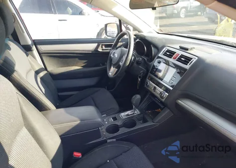 2015 Subaru Outback 2.5I Premium z USA, uszkodzony, nr VIN 4S4BSAFC8F3239390